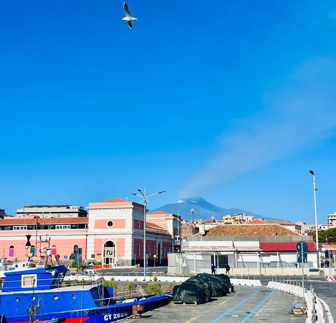 Happy Home Catania 0*,  Italy