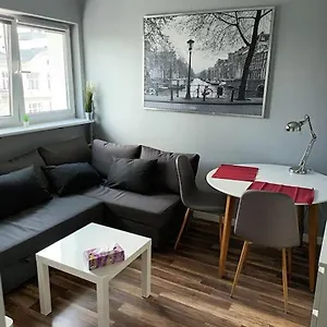 apartament-zota-60-warsaw.warsawhotelspoland.com/